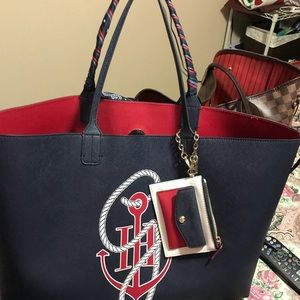 Tommy Hilfiger tote